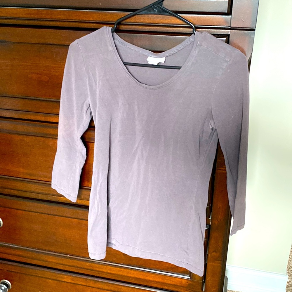 Light cotton quarter sleeve grey top